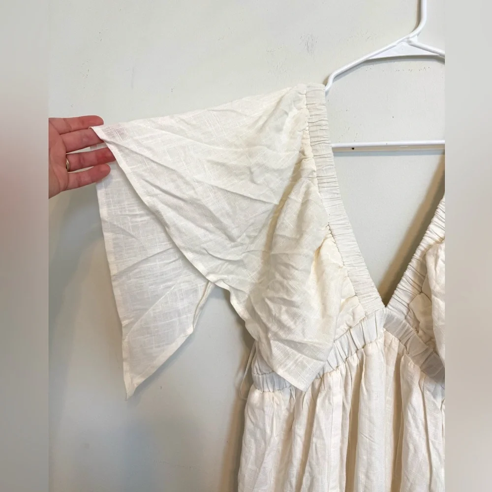 Showpo Lyrad Empire Waist Textured Maxi Dress White NWT US 10 Boho - Picture 5 of 12